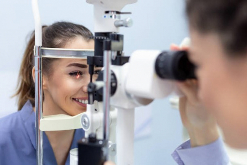 Tratamento de Córnea do Olho Inchada Aeroporto - Tratamento de Córnea Inflamada
